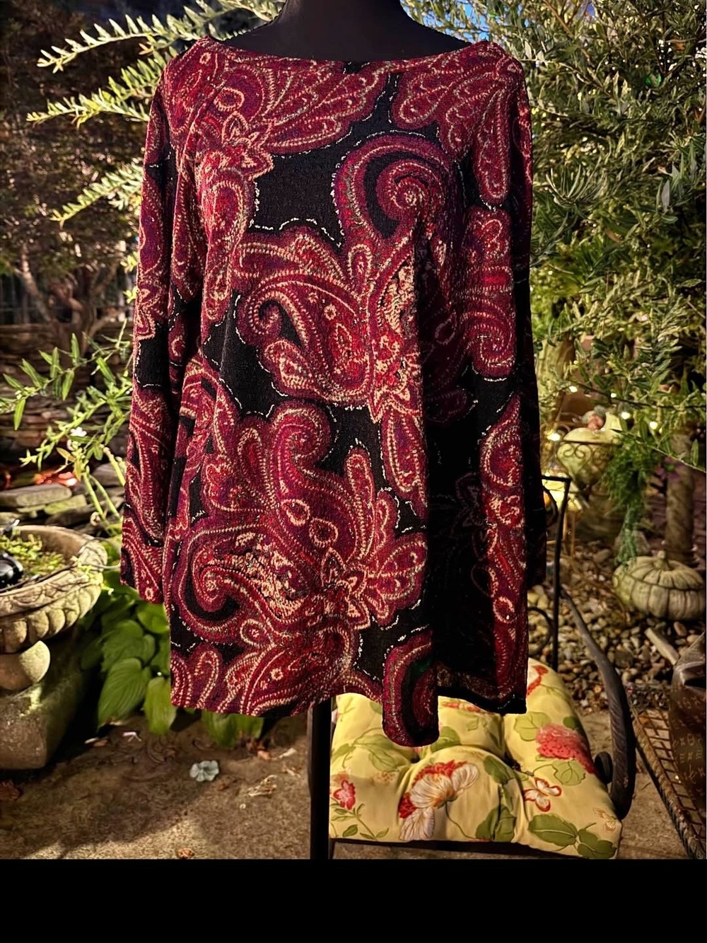Kasper Paisley Tunic Top – Black/Burgundy/Gold – NWT – Size Large